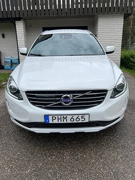 Volvo Xc60 2017 photo 2