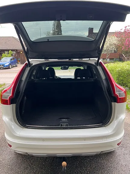 Volvo Xc60 2017 photo 4