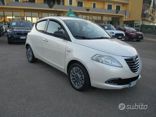 Lancia Ypsilon 2011 photo 3