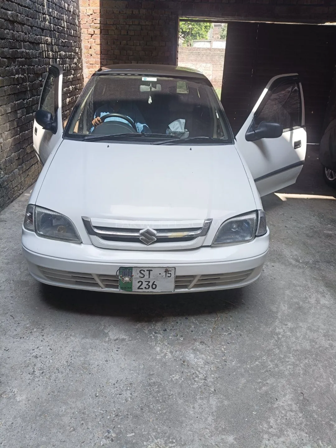 Suzuki Cultus