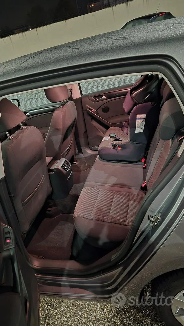 Volkswagen Golf 2012 photo 5
