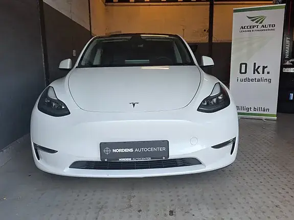 Tesla Model Y 2023 photo 4