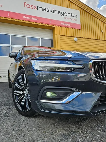 Volvo V60 2019 photo 2