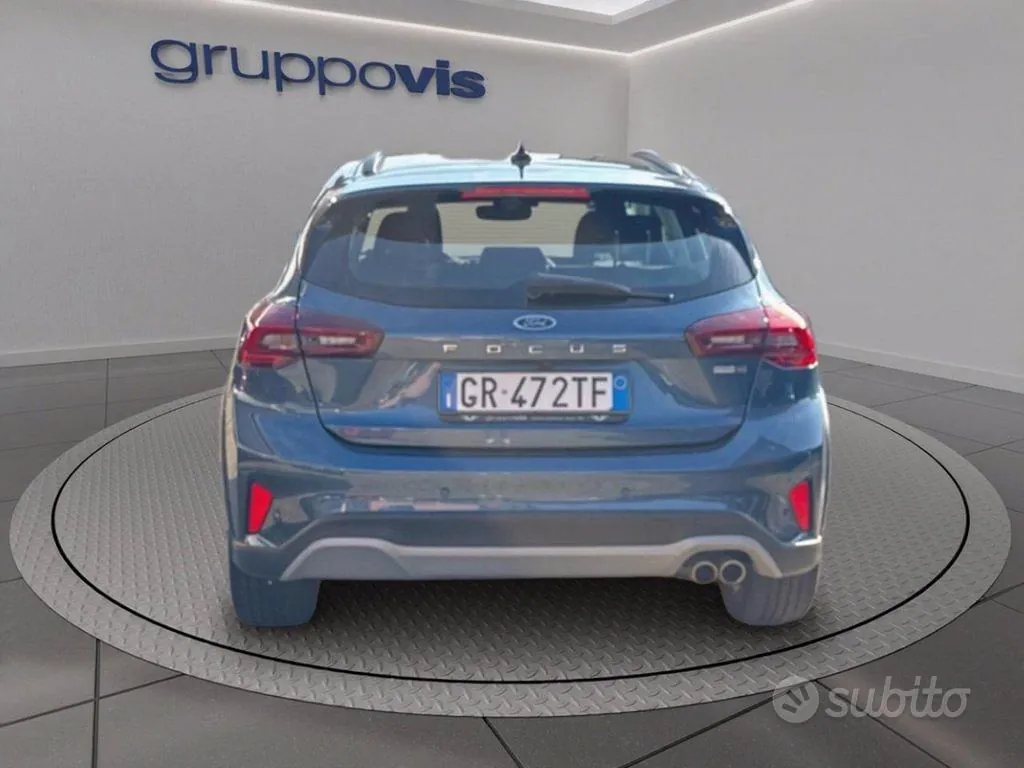 Ford Focus 2024 photo 4