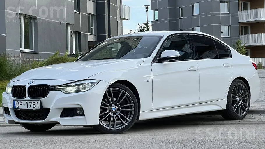 BMW 318 2017 photo 3