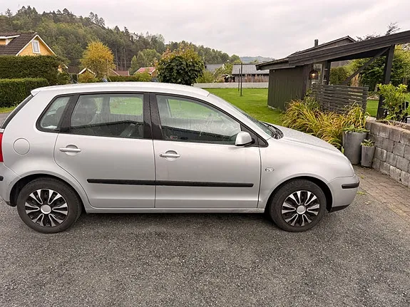 Volkswagen Polo 2002 photo 3
