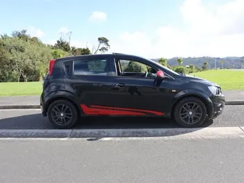 Holden Barina 2016 photo 4
