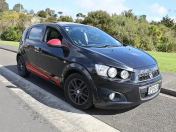 Holden Barina 2016 photo 2