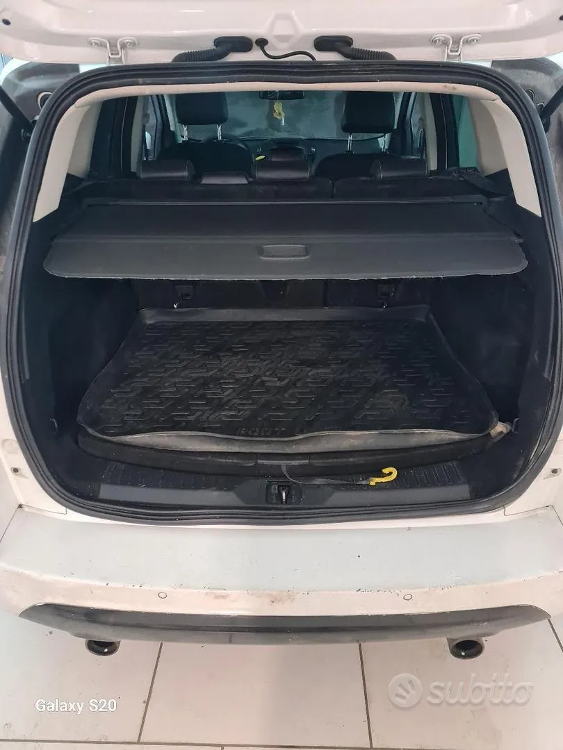 Ford Kuga 2016 photo 5
