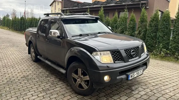 Nissan Navara 2007 photo 2