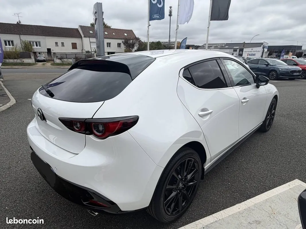 Mazda 3 2027 photo 5