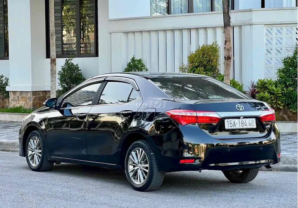 Toyota Altis 2015 photo 3