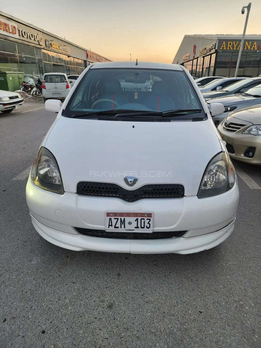 Toyota Vitz