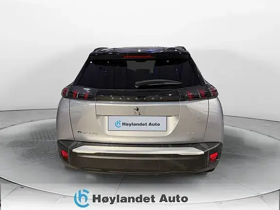 Peugeot E-2008 2021 photo 4