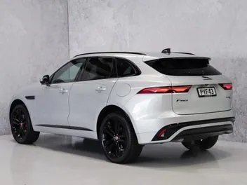 Jaguar F-Pace 2023 photo 3