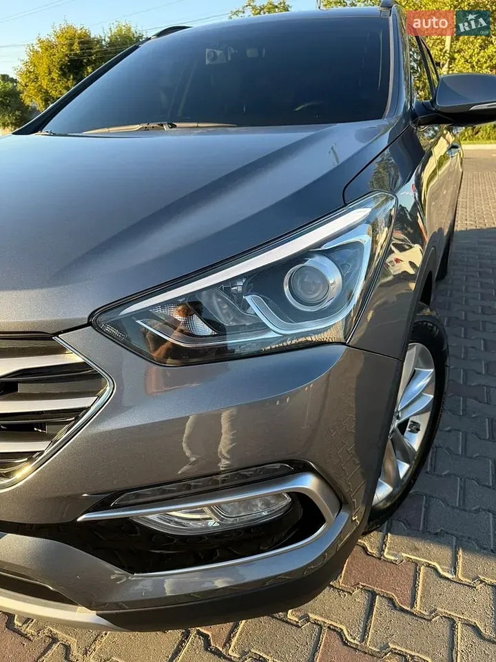 Hyundai Santa Fe 2016 photo 2