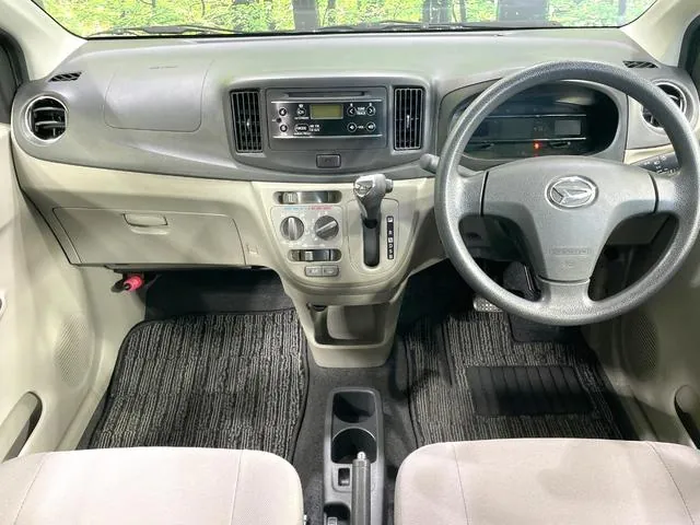 Daihatsu Miraiyese X Sa 2013 photo 2