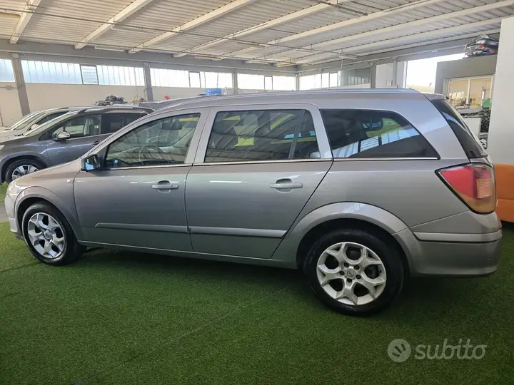 Opel Astra 2007 photo 4