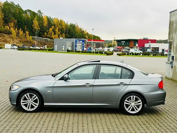 BMW 316D 2010 photo 4