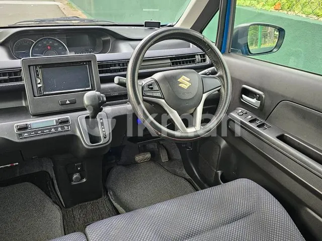 Suzuki Wagon R 2018 photo 2