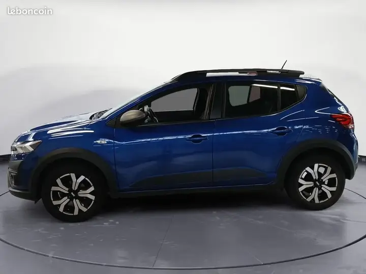 Dacia Sandero 2023 photo 2