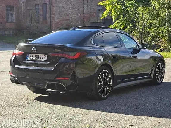 BMW I4 2023 photo 4
