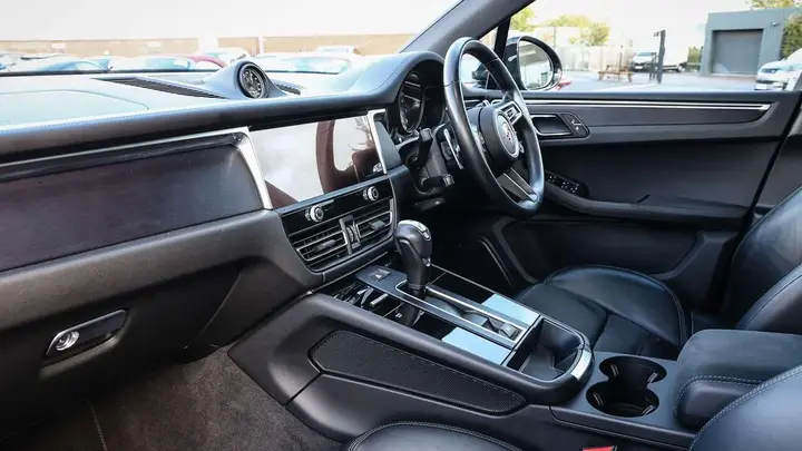 Porsche Macan 2023 photo 5