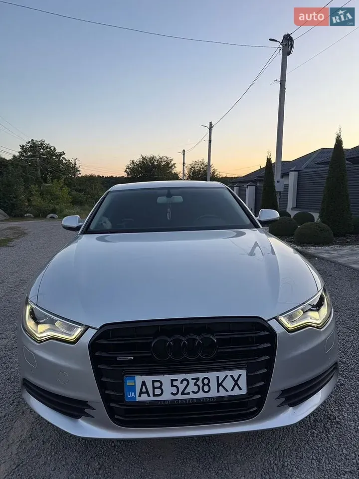 Audi A6 2011 photo 2