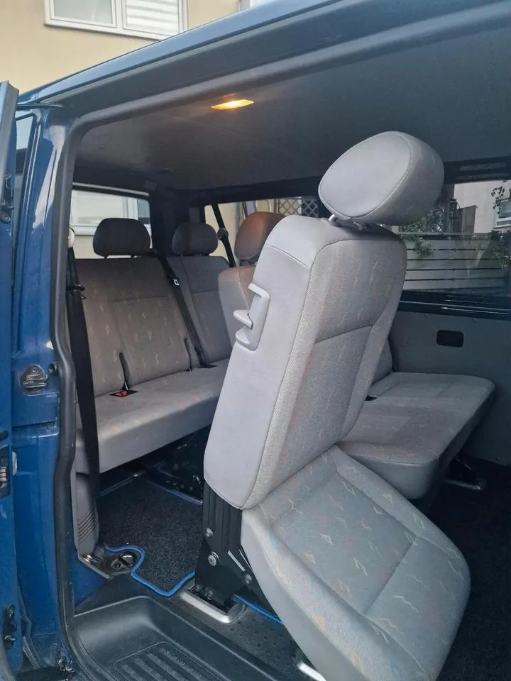 Volkswagen Bus