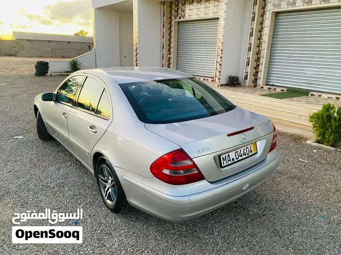 Mercedes-Benz E-Class 2004 photo 4