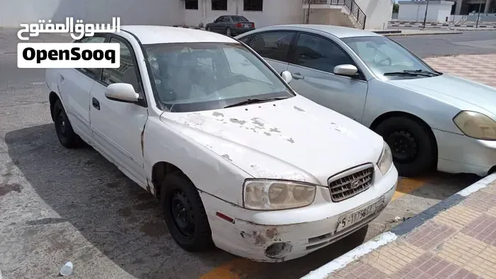 Hyundai Avante 2002 photo 2