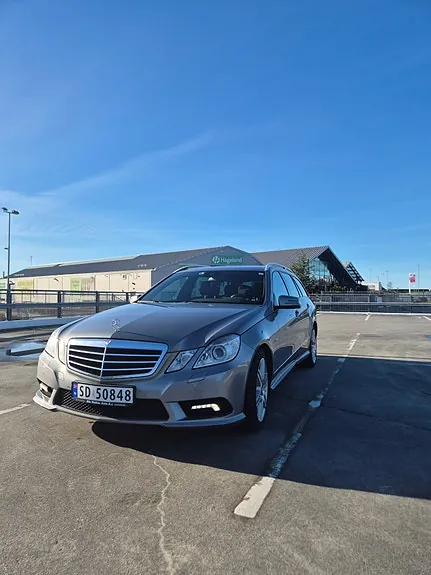Mercedes-Benz E200 D