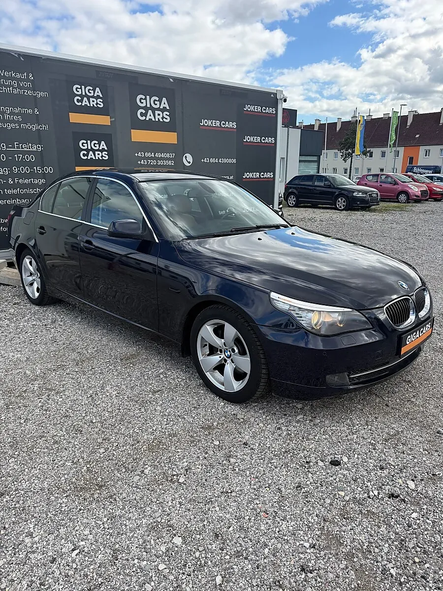 BMW 5 Series 2009 photo 2