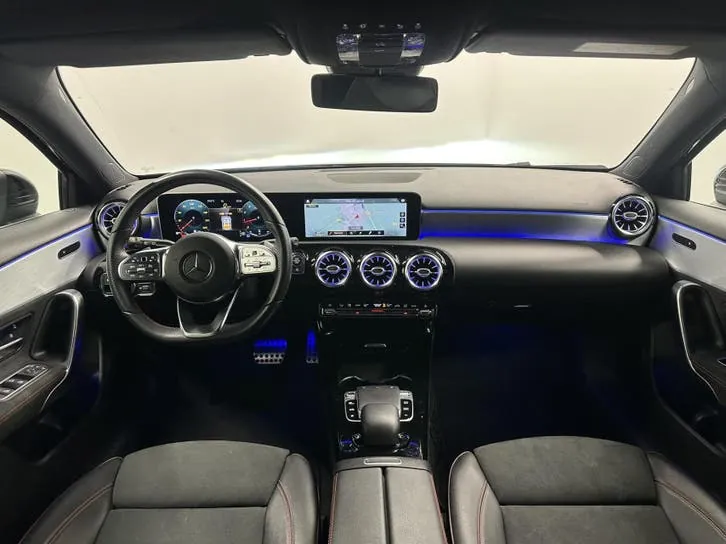 Mercedes-Benz A-Class 2018 photo 2