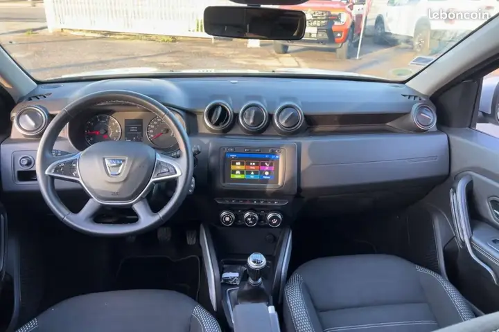 Dacia Duster 2021 photo 3