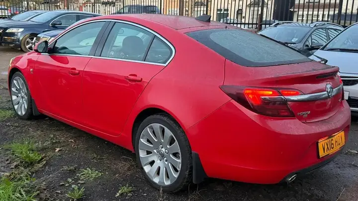 Vauxhall Insignia 2016 photo 3