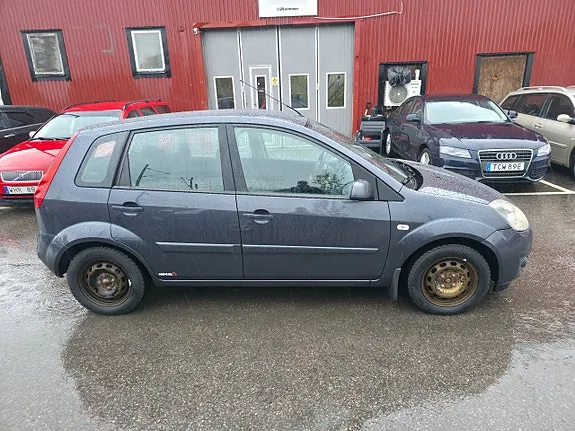 Ford Fiesta 2007 photo 4