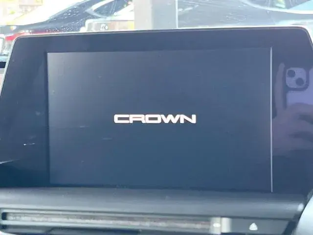 Toyota Crown 2020 photo 3