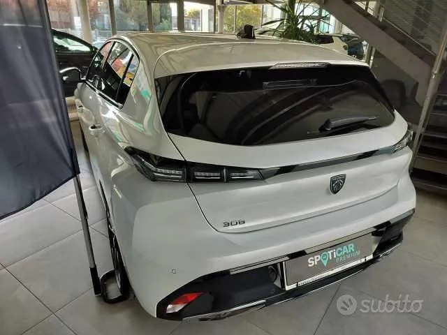 Peugeot 308 2023 photo 3
