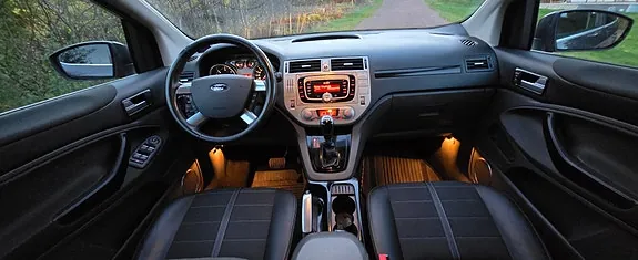 Ford Kuga 2012 photo 5
