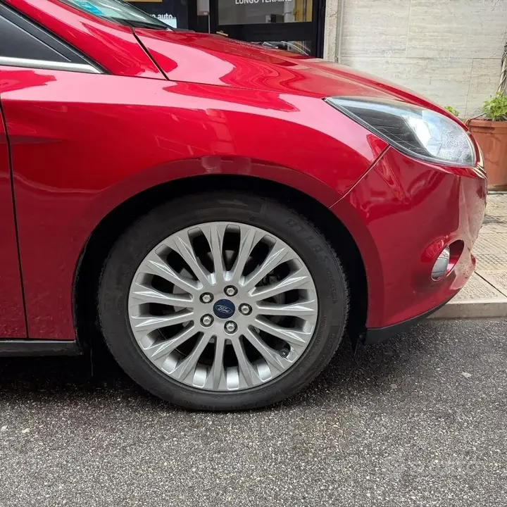 Ford Focus 2011 photo 5