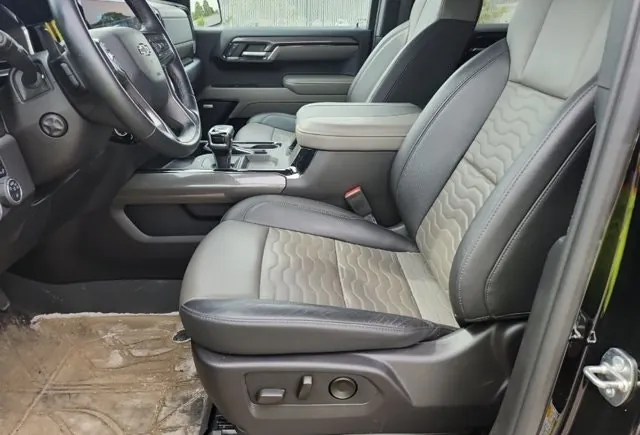Chevrolet Silverado 1500 2024 photo 3