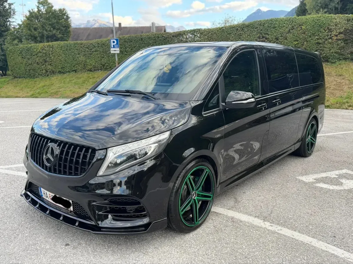 Mercedes-Benz V-Class