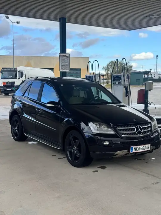 Mercedes-Benz M-Class 2007 photo 3