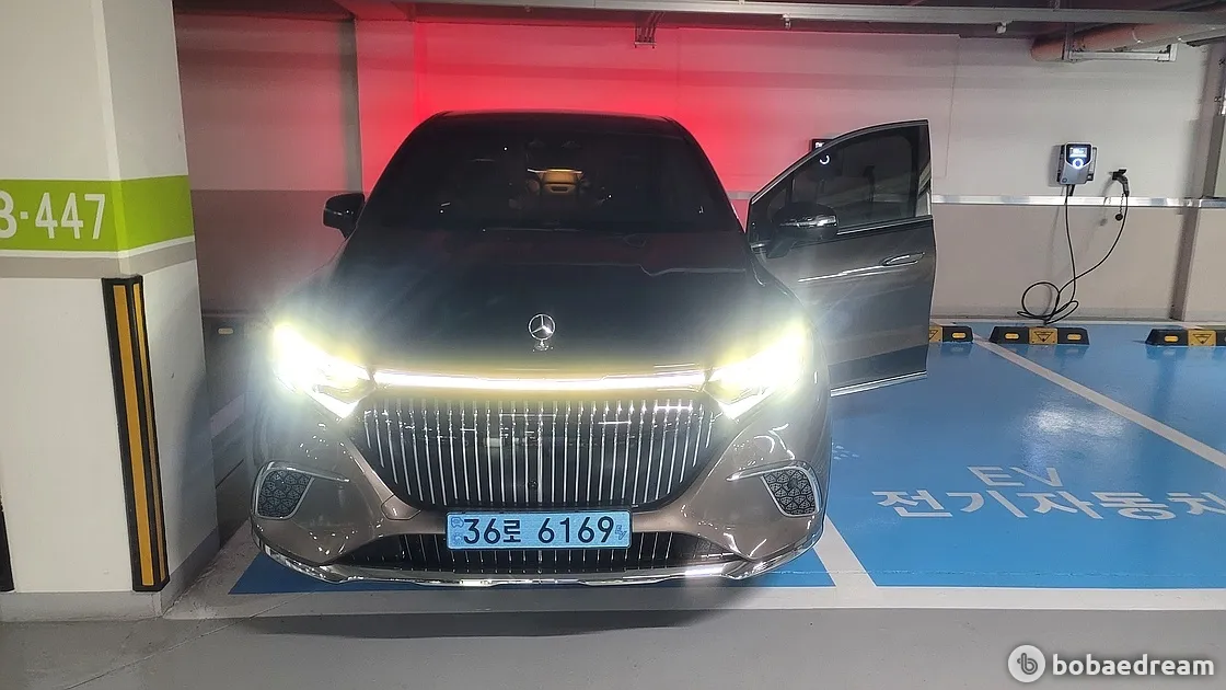 Mercedes-Benz Eqs Suv