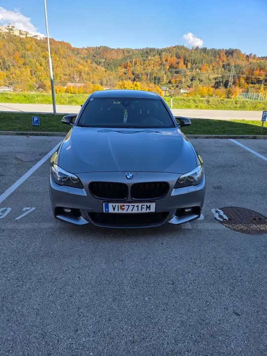 BMW 5 Series 2015 photo 2
