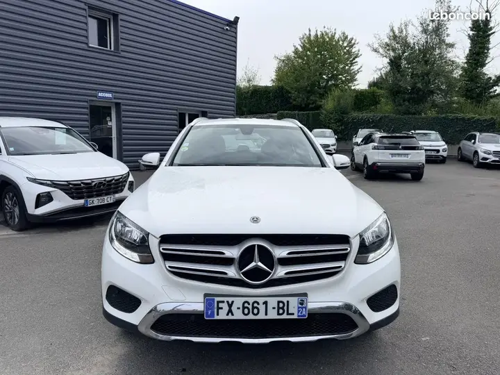 Mercedes-Benz Glc 2017 photo 2