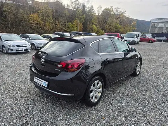 Opel Astra 2015 photo 5