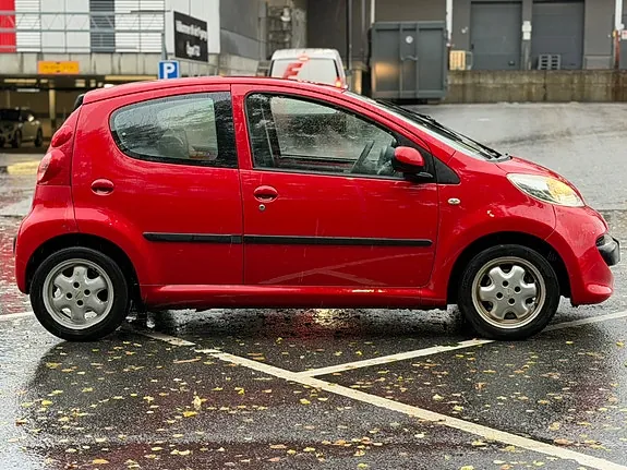 Peugeot 107 2007 photo 3