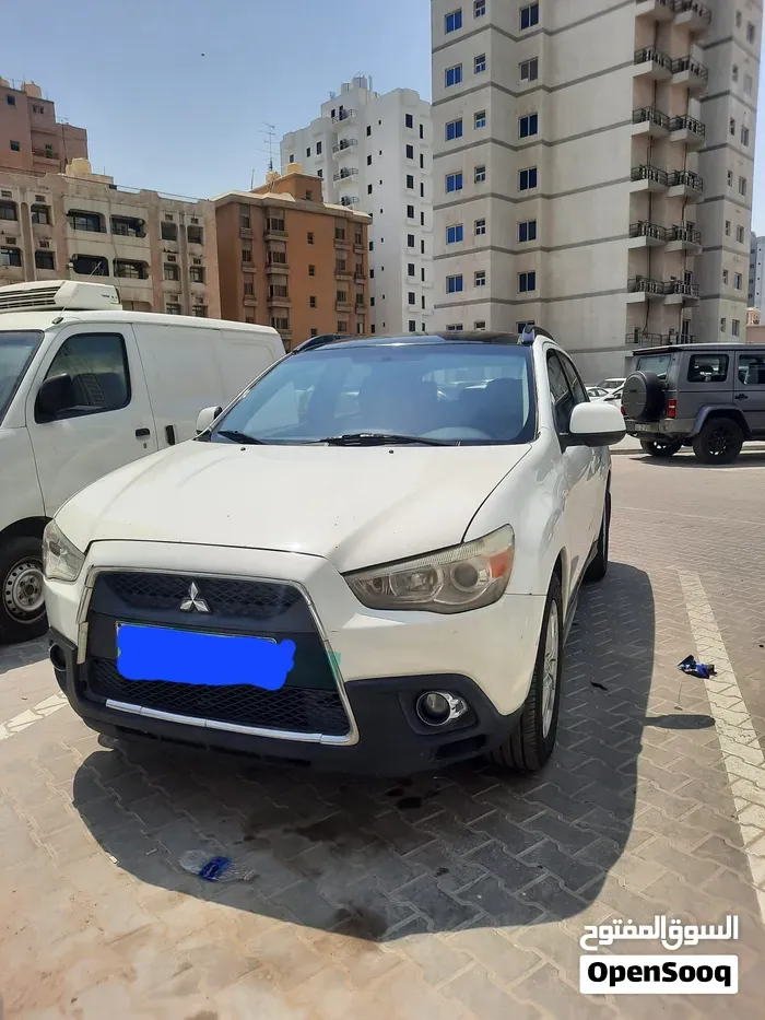 Mitsubishi L300 2013 photo 5